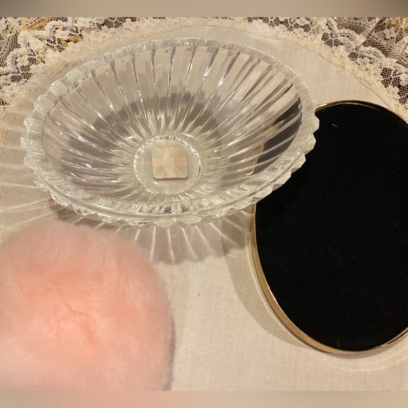 Vintage Powder/Trinket Embroidery Glass Dish - Picture 4 of 6